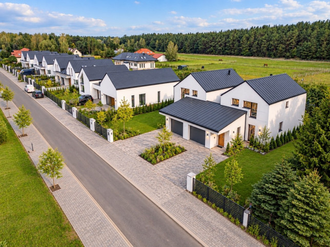 Dom Sprzedaż Beniaminów 12
